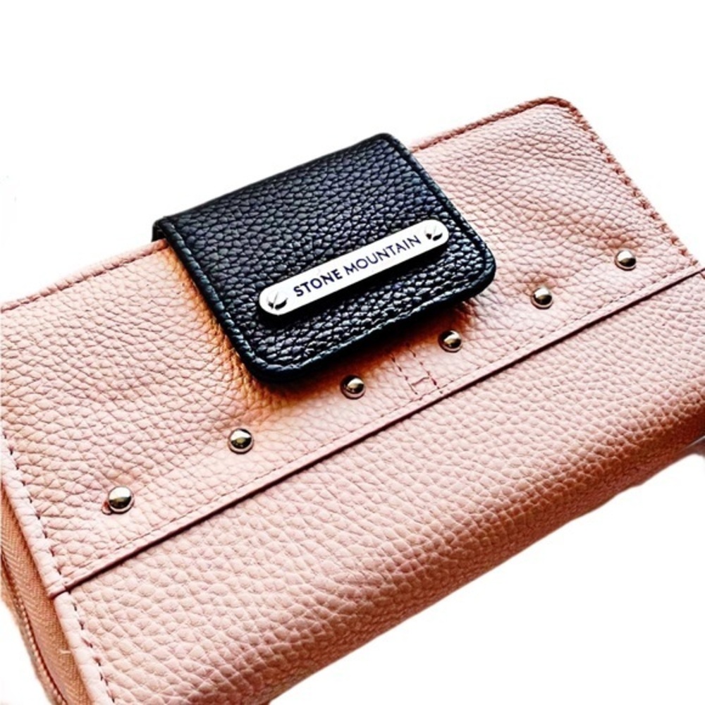 Stone Mountain Wallet